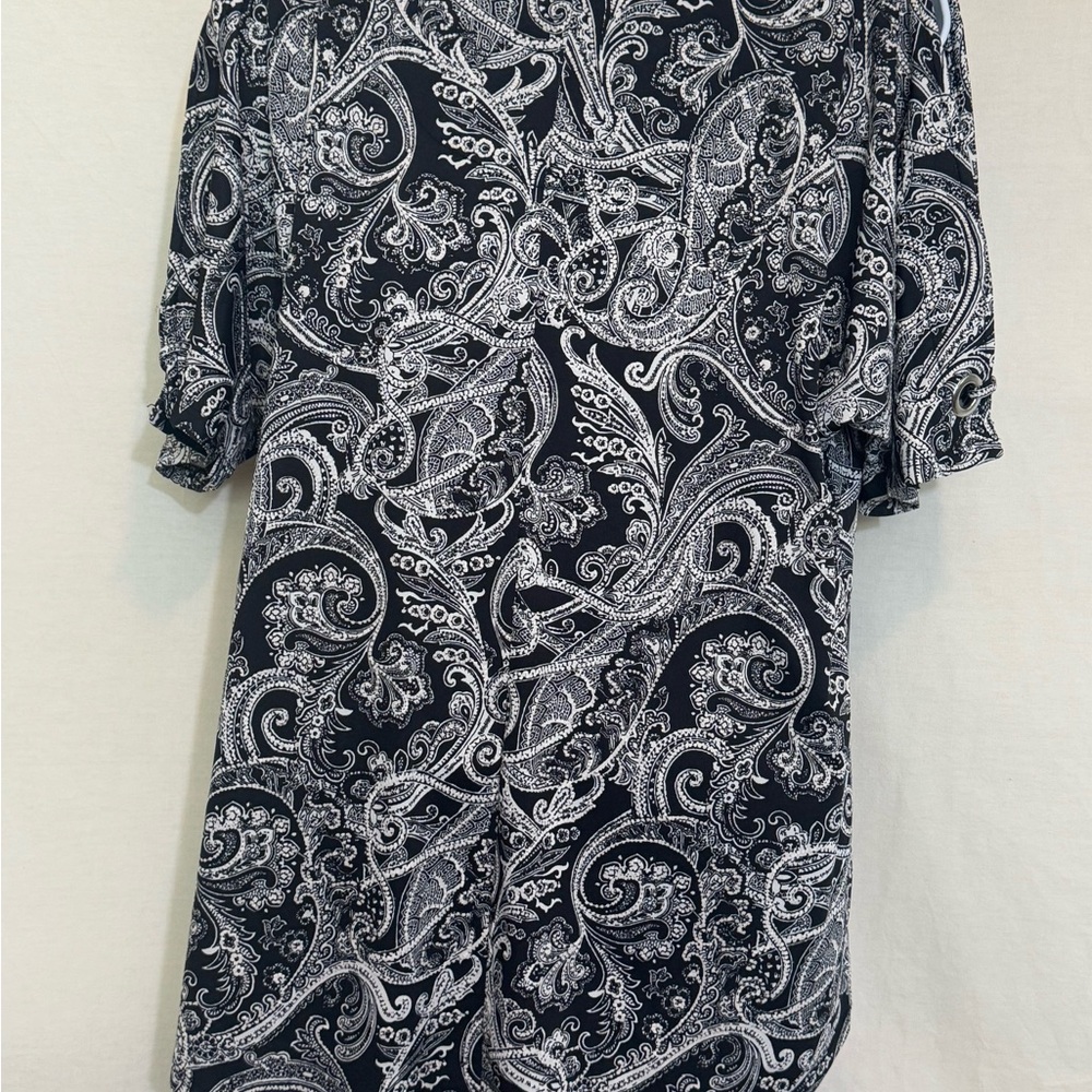 F-98 Cato Black & White Cold Shoulder High Low Short Sleeve Blouse Size S‎ - Picture 8 of 15